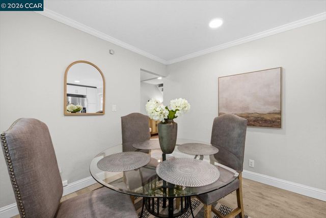 599 Mt Dell Dr, Clayton, CA 94517