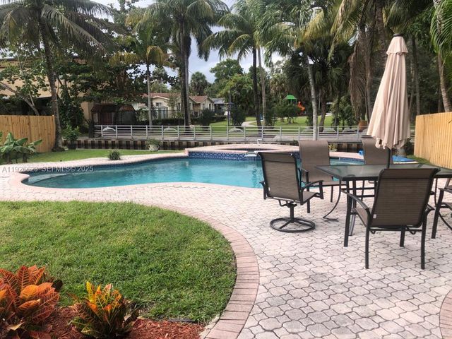 1773 SW 28th Way, Fort Lauderdale, FL 33312