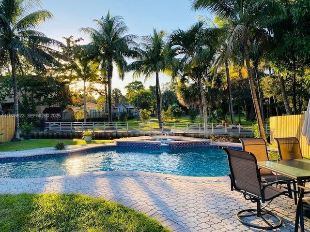 1773 SW 28th Way, Fort Lauderdale, FL 33312