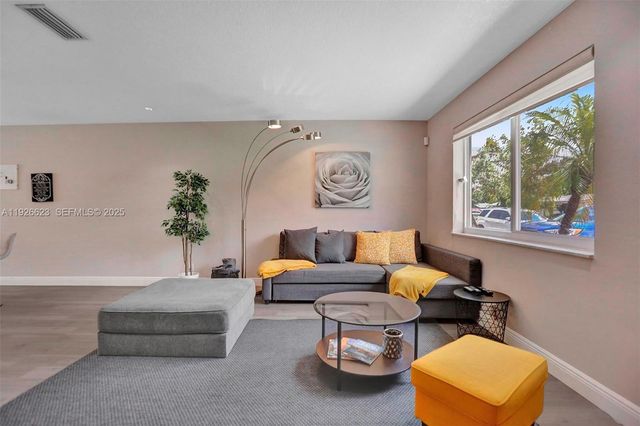 1773 SW 28th Way, Fort Lauderdale, FL 33312