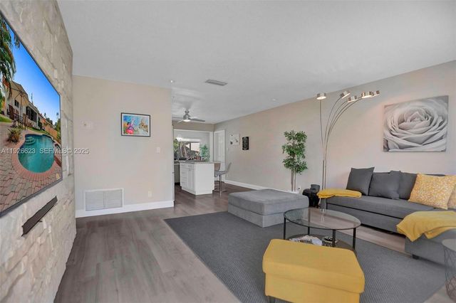 1773 SW 28th Way, Fort Lauderdale, FL 33312