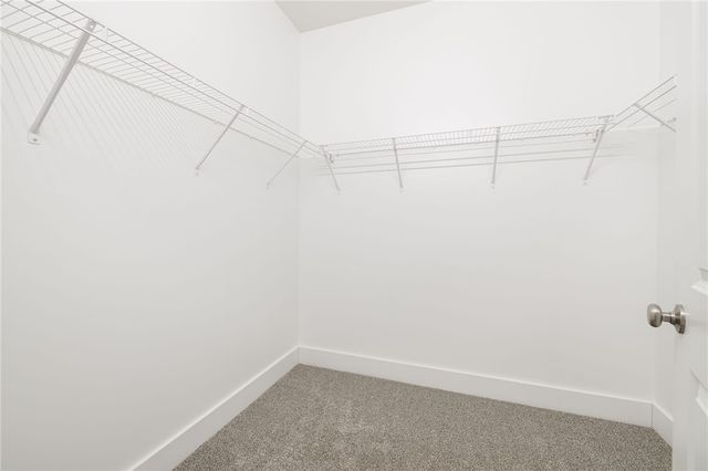 6176 FourMile Creek Circle, Ontario, NY 14519