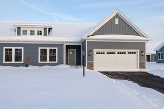 6176 FourMile Creek Circle, Ontario, NY 14519