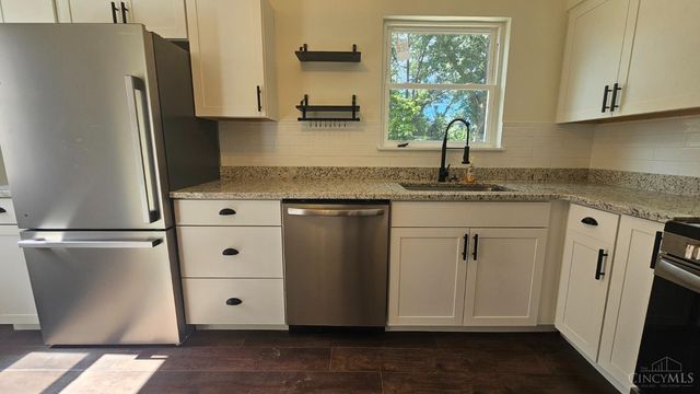 6925 Pin Oak Drive, North College Hill, OH 45239