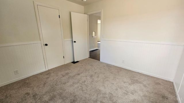 6925 Pin Oak Drive, North College Hill, OH 45239