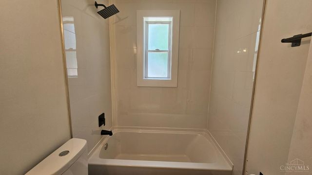 6925 Pin Oak Drive, North College Hill, OH 45239