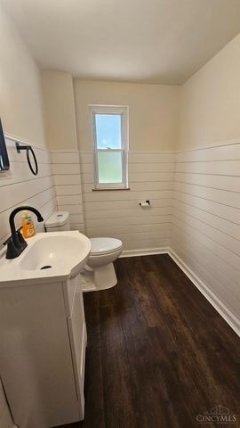 6925 Pin Oak Drive, North College Hill, OH 45239