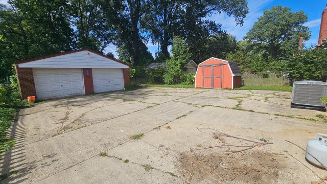 6925 Pin Oak Drive, North College Hill, OH 45239