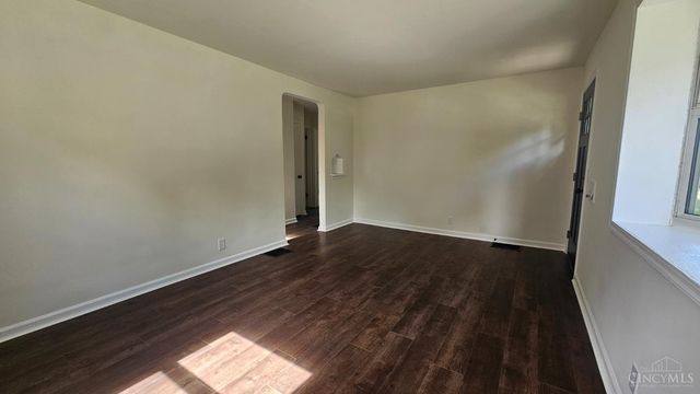 6925 Pin Oak Drive, North College Hill, OH 45239