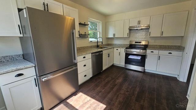 6925 Pin Oak Drive, North College Hill, OH 45239