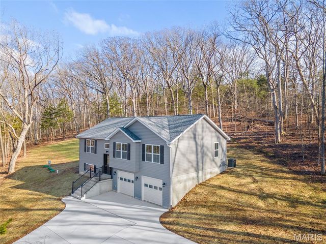 6650 Shenandoah Drive, Dittmer, MO 63023