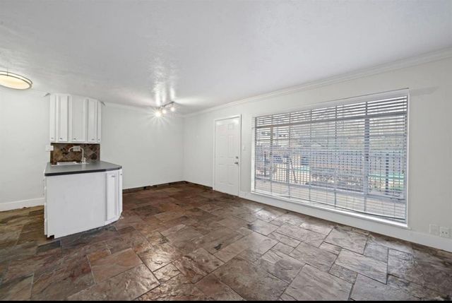 2322 Richton Street 18, Houston, TX 77098