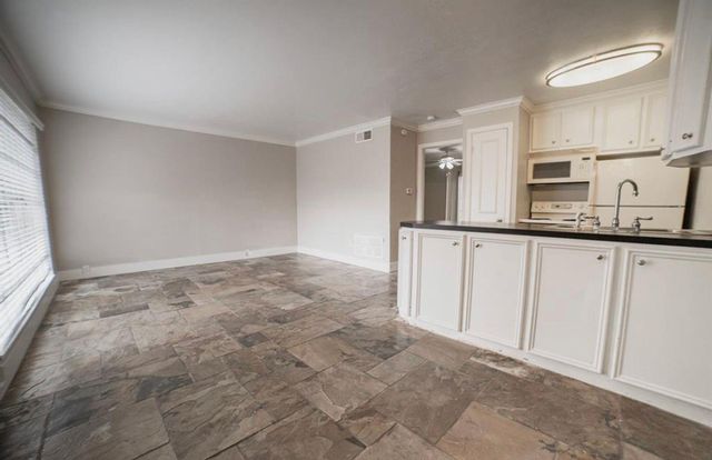 2322 Richton Street 18, Houston, TX 77098