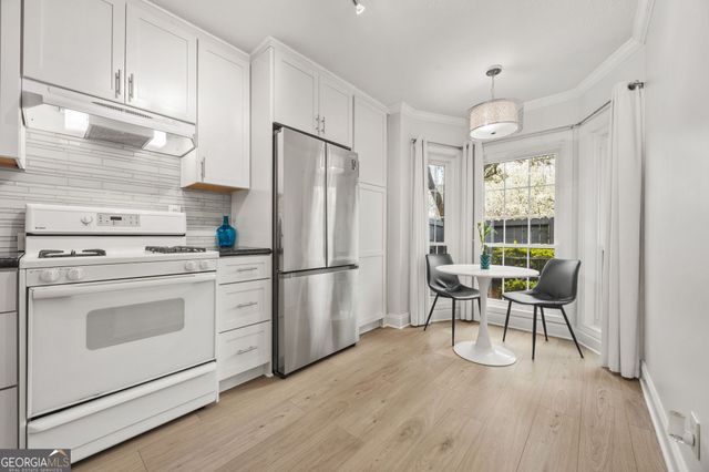 1328 Weatherstone Way NE, Atlanta, GA 30324