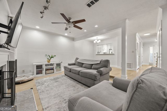 1328 Weatherstone Way NE, Atlanta, GA 30324