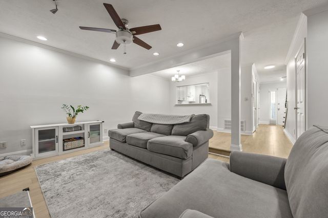 1328 Weatherstone Way NE, Atlanta, GA 30324