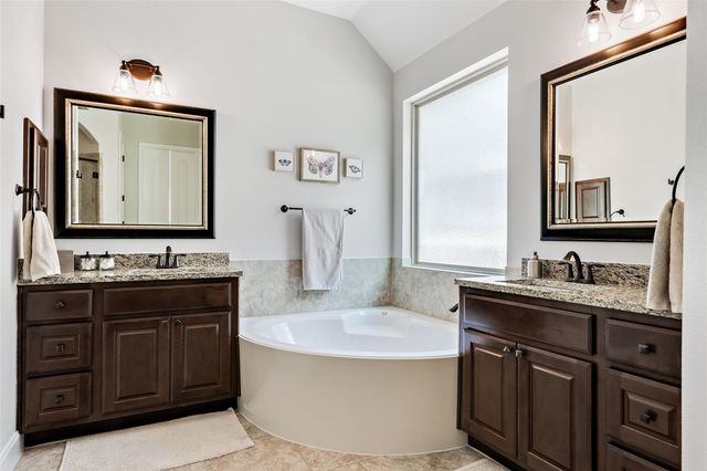 106 Maxwell WAY 33, Austin, TX 78738