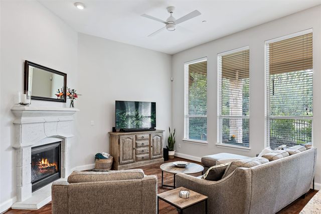 106 Maxwell WAY 33, Austin, TX 78738