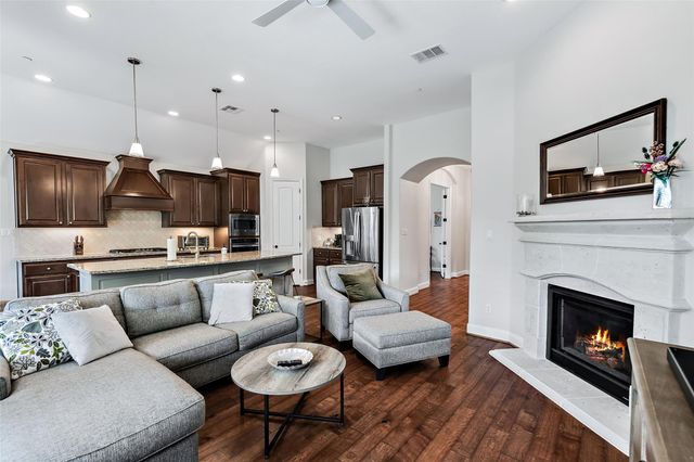 106 Maxwell WAY 33, Austin, TX 78738