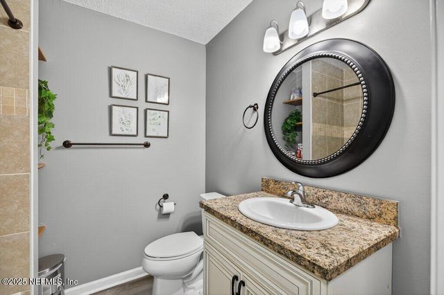 1860 EMBASSY Drive, Jacksonville, FL 32207