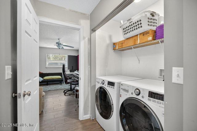 1860 EMBASSY Drive, Jacksonville, FL 32207