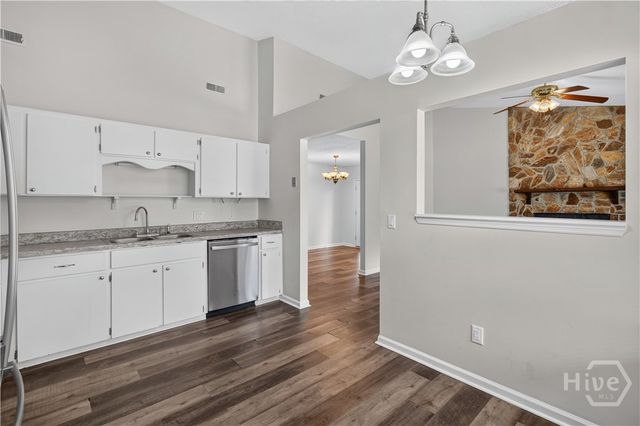 1390 Forest Lake Drive, Hinesville, GA 31313