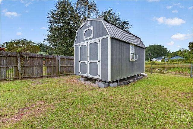 1390 Forest Lake Drive, Hinesville, GA 31313