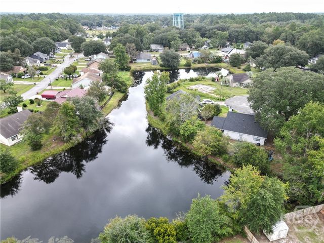 1390 Forest Lake Drive, Hinesville, GA 31313