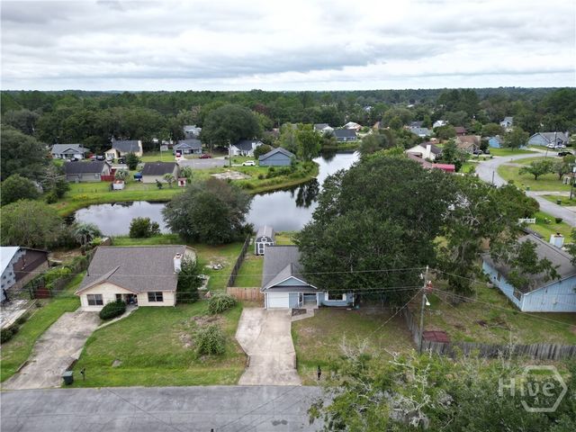 1390 Forest Lake Drive, Hinesville, GA 31313