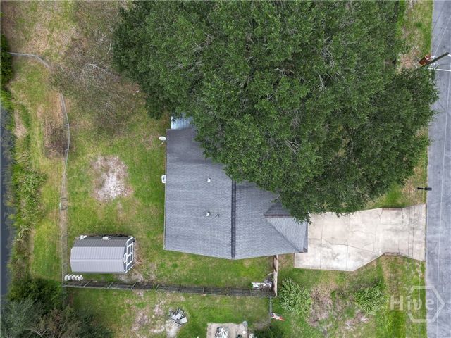 1390 Forest Lake Drive, Hinesville, GA 31313