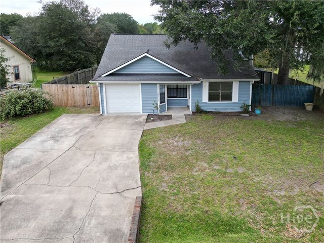 1390 Forest Lake Drive, Hinesville, GA 31313