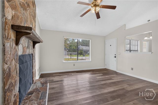 1390 Forest Lake Drive, Hinesville, GA 31313