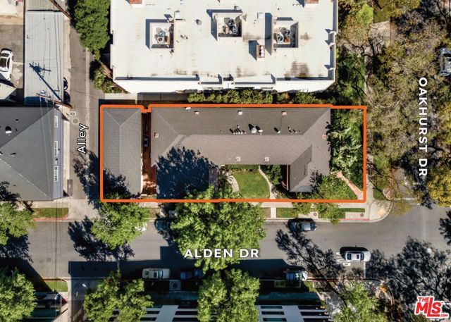 401 N Oakhurst Drive, Beverly Hills, CA 90210