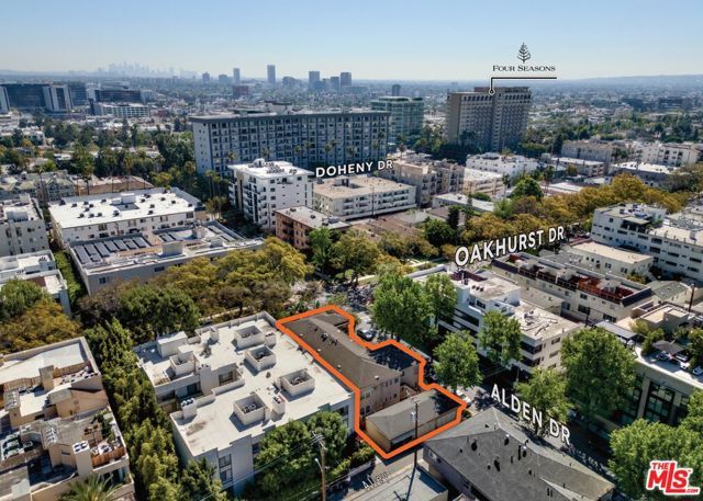 401 N Oakhurst Drive, Beverly Hills, CA 90210
