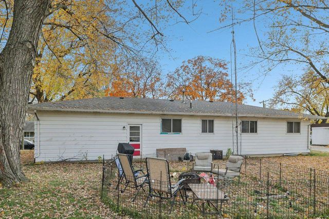 909 Mulberry Street, Lake Mills, WI 53551