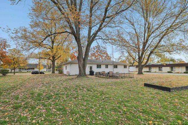 909 Mulberry Street, Lake Mills, WI 53551