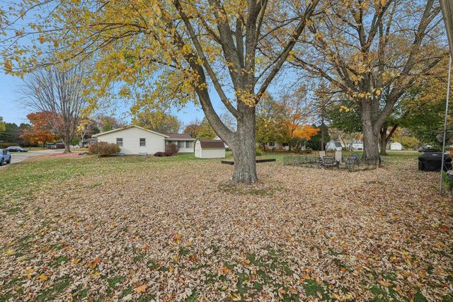909 Mulberry Street, Lake Mills, WI 53551