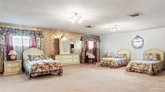 3701 S Sugar Road, Pharr, TX 78577