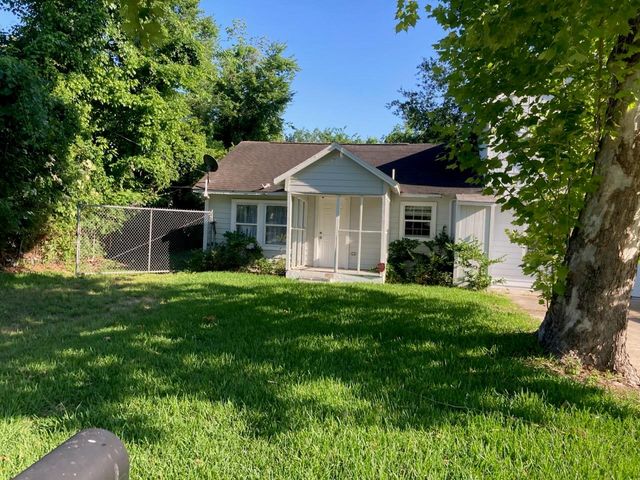 1016 Apache Street, Houston, TX 77022