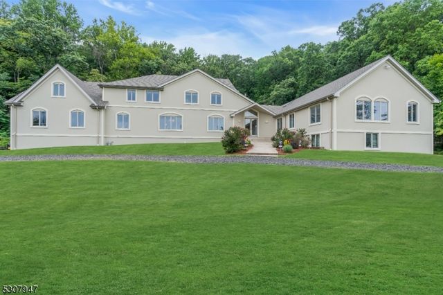 2051 Washington Valley Rd, Bridgewater Twp., NJ 08836