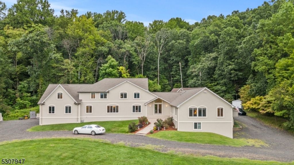 2051 Washington Valley Rd, Bridgewater Twp., NJ 08836