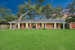 205 Cedar Lane, El Lago, TX 77586