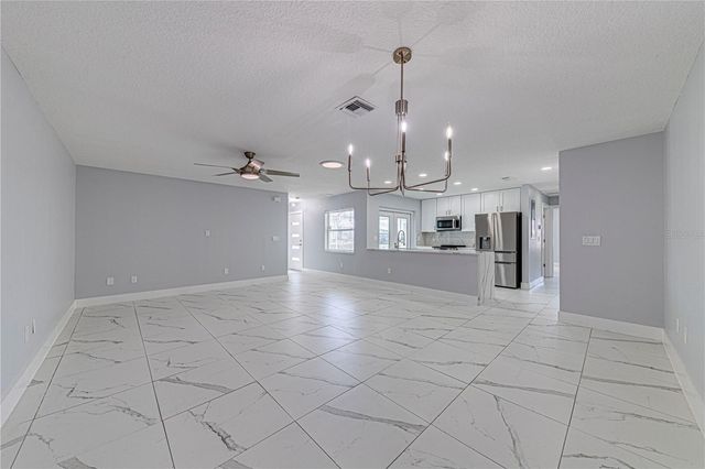 1041 WILLOW DRIVE, Leesburg, FL 34748