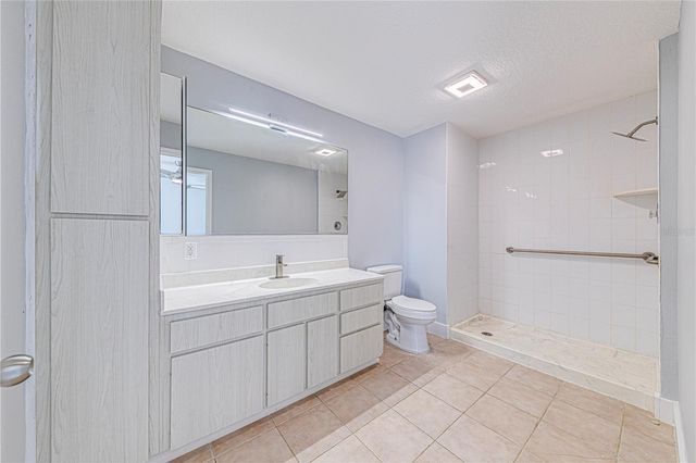 1041 WILLOW DRIVE, Leesburg, FL 34748