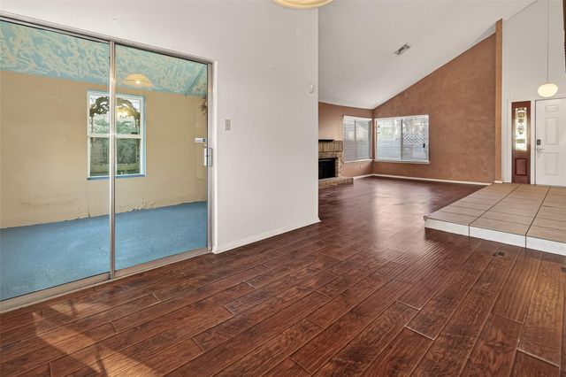 10647 Chapel Hill Drive, Houston, TX 77099