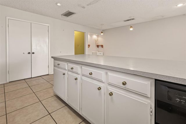 10647 Chapel Hill Drive, Houston, TX 77099