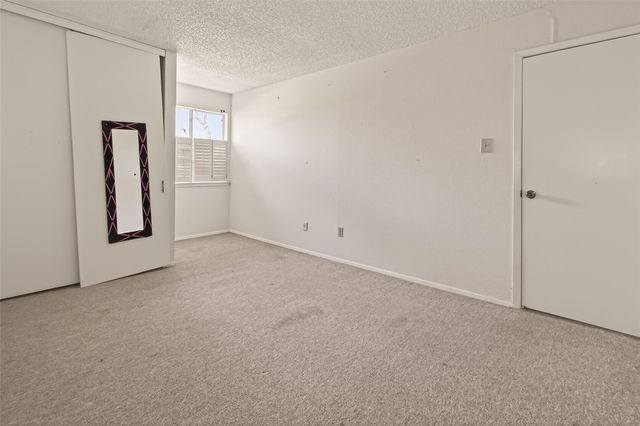 10647 Chapel Hill Drive, Houston, TX 77099