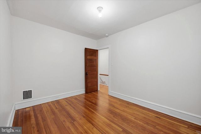 7 RHODES AVE, Collingdale, PA 19023