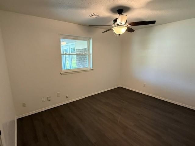 204 E Bass Avenue, Yukon, OK 73099