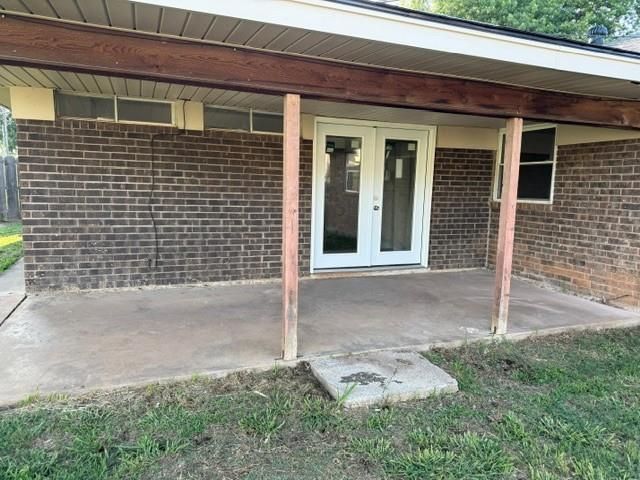 204 E Bass Avenue, Yukon, OK 73099